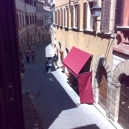 Hotel Vicolo Dell'Oste Montepulciano Stazione Exterior foto