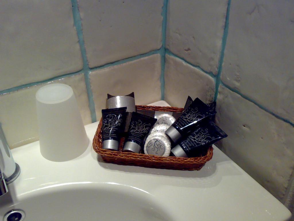 Hotel Vicolo Dell'Oste Montepulciano Stazione Habitación foto
