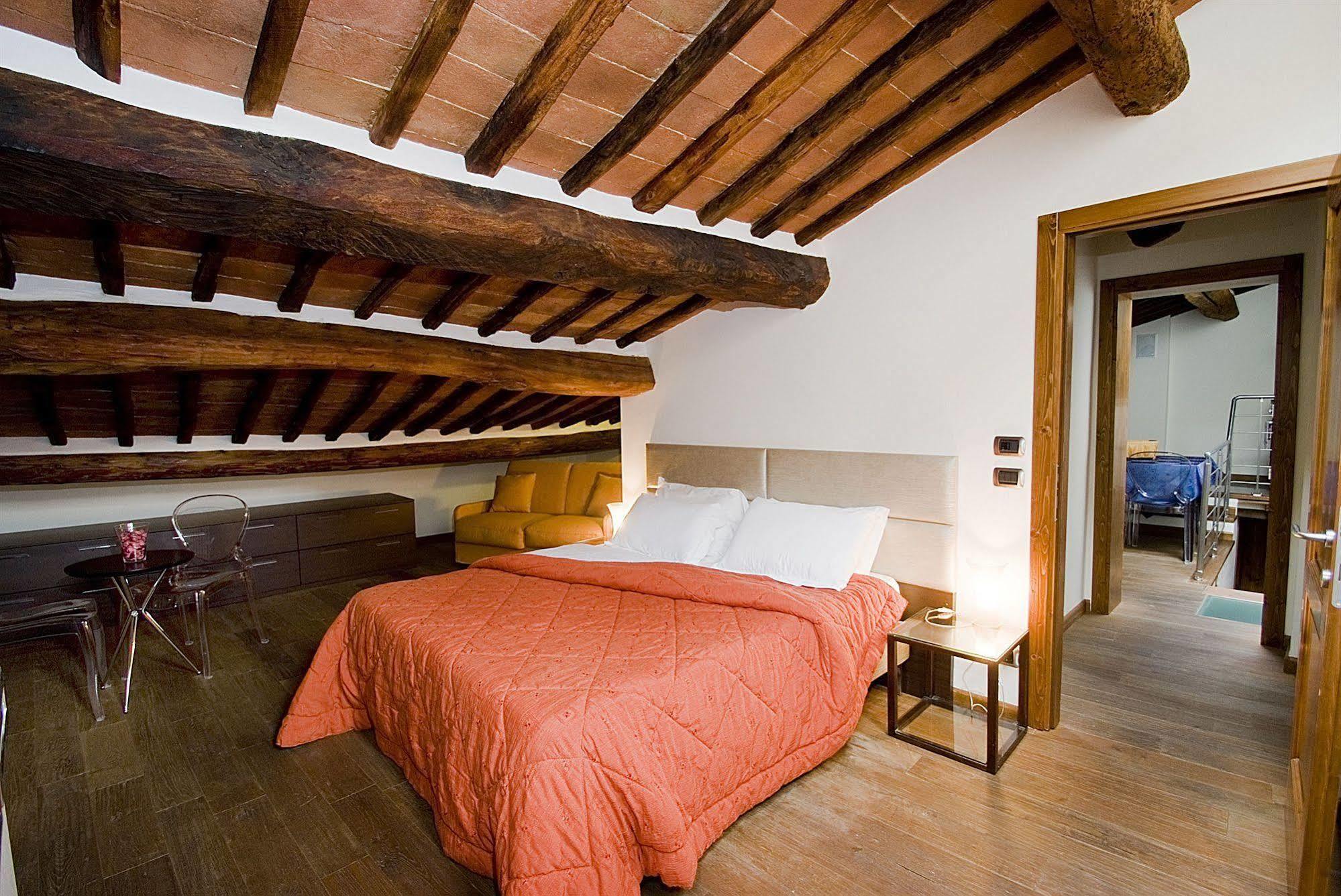Hotel Vicolo Dell'Oste Montepulciano Stazione Exterior foto